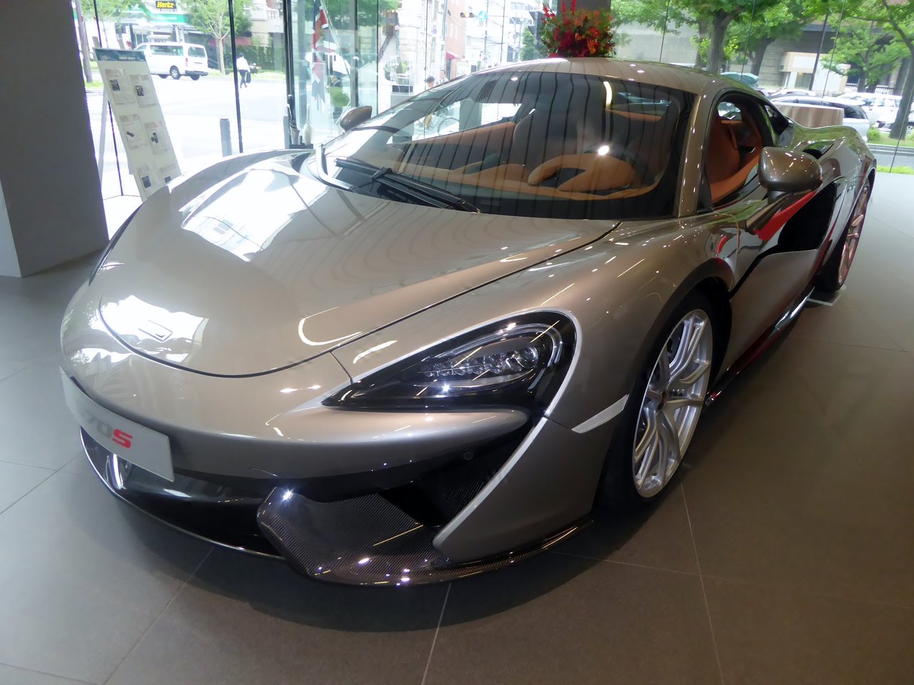 McLaren 570S / 570GT