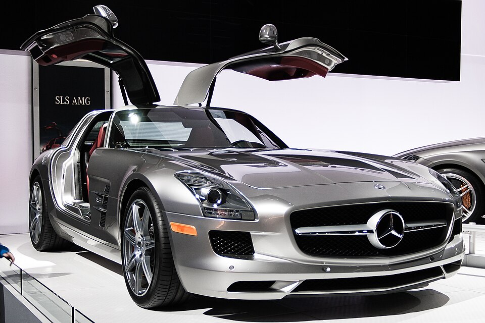 Mercedes-Benz SLS AMG
